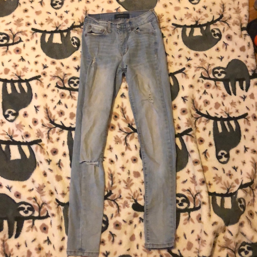 light blue jeans from aeropastle